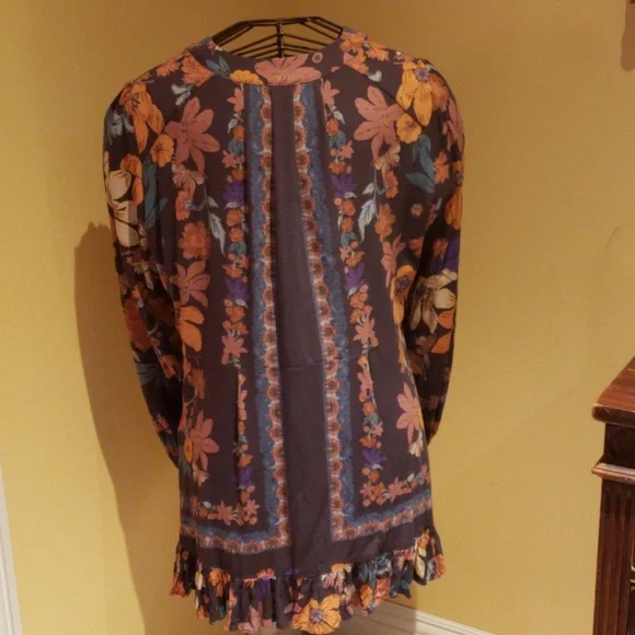 - Free People Blouse - Picture 2 of 5